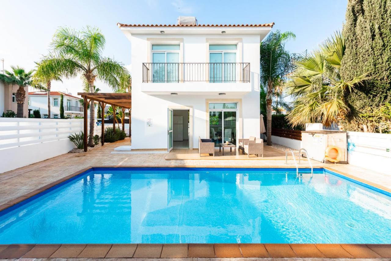 Villa Palm Breeze By Ezoria Villas Protaras Exterior foto